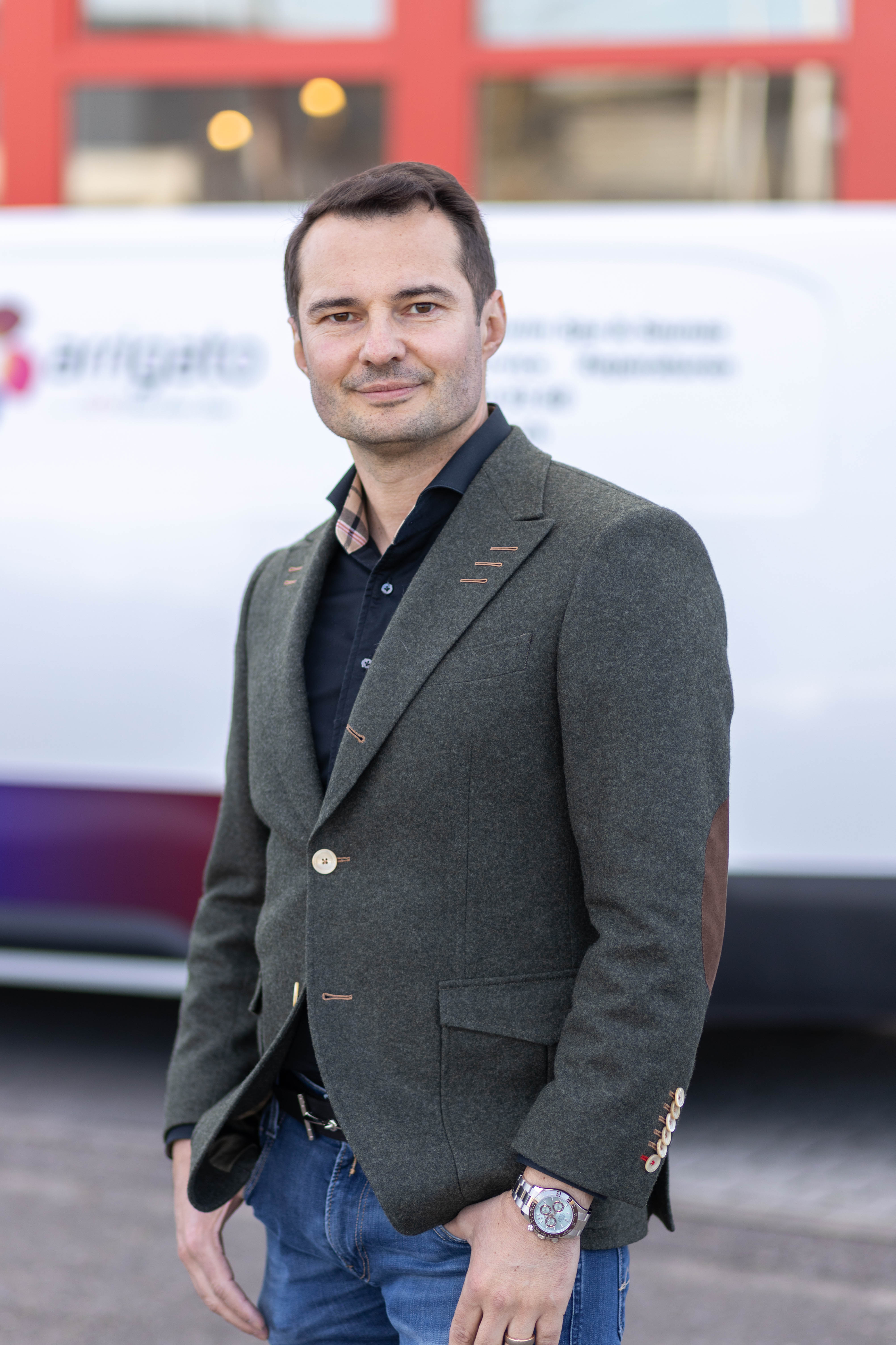 Emil Breitenmoser, Treuhänder bei Arrigato